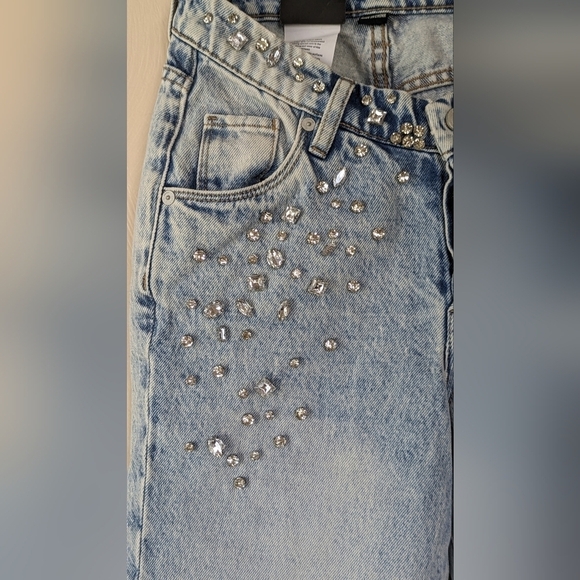 BLANK NYC Glam Paparazzi Embellished Jeans, Wide Leg, Button Fly, NWT! W24 - Picture 2 of 8